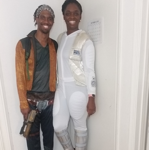 Meet your posher - Picture 2 of 4